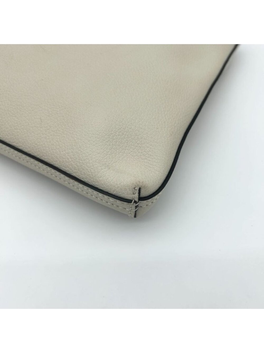 Gucci Clutch White - Picture 8 of 12
